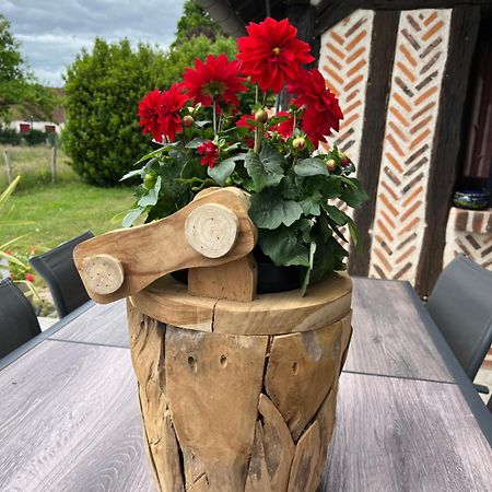 Bed and Breakfast Oh ! Fleurs Des Champs Шомон-сюр-Тарон Экстерьер фото